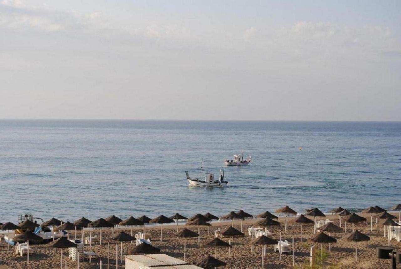 Апартаменти Frente Al Mar Фуенхірола Екстер'єр фото
